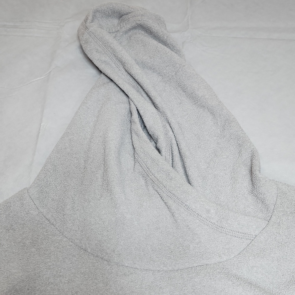 Bench Sweater - Picture 7 of 10